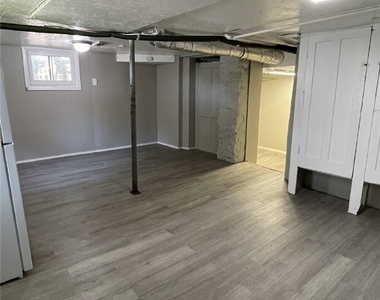 239 Ormond Ave - Photo Thumbnail 10