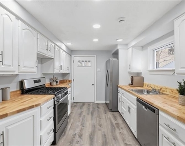 228 Sylvan Walk - Photo Thumbnail 11