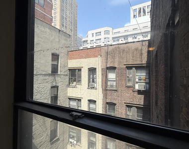 516 East 80th Street - Photo Thumbnail 2