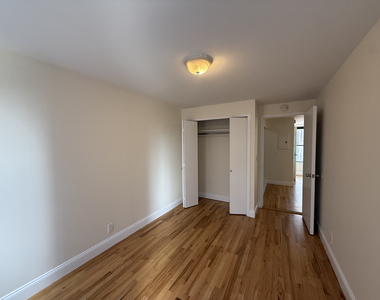 516 East 80th Street - Photo Thumbnail 7