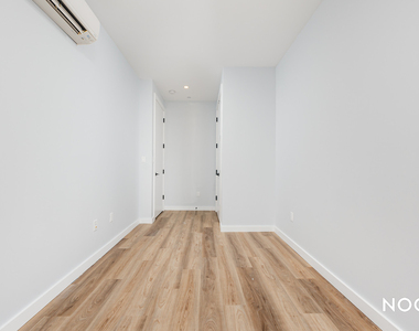 2913 Snyder Ave 11226 - Photo Thumbnail 3