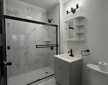 123 E Lafayette Avenue - Photo Thumbnail 2