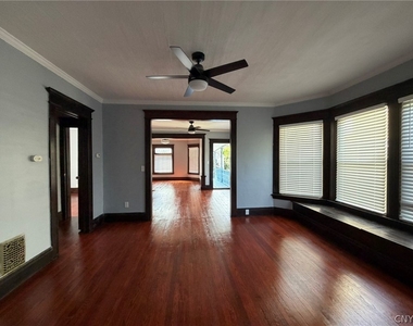 123 E Lafayette Avenue - Photo Thumbnail 1