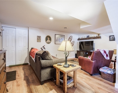 7497 Lake Avenue - Photo Thumbnail 22