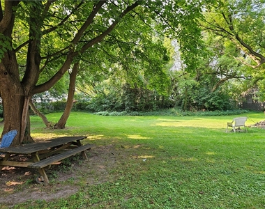 105 Sherman Parkway - Photo Thumbnail 3