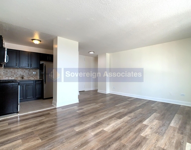 3333 Broadway - Photo Thumbnail 1