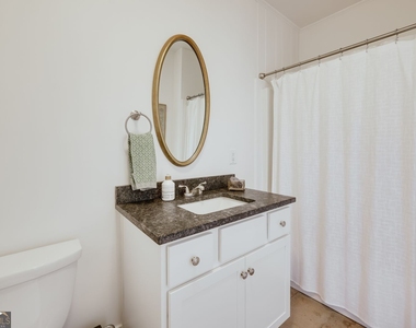 190 Lakewood Drive - Photo Thumbnail 20