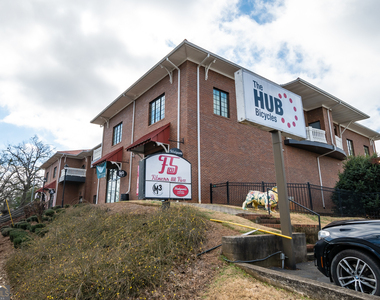 130 University Drive - Photo Thumbnail 23