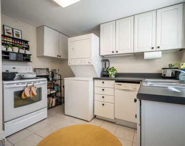 130 University Drive - Photo Thumbnail 7