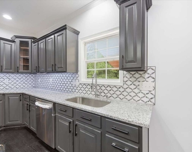 2000 Millstone Drive Sw - Photo Thumbnail 14