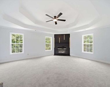 2000 Millstone Drive Sw - Photo Thumbnail 4