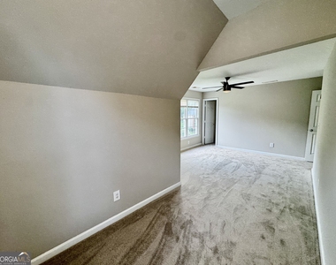 1770 Highland Oaks Way - Photo Thumbnail 33