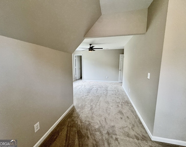 1770 Highland Oaks Way - Photo Thumbnail 34