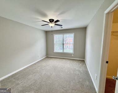 1770 Highland Oaks Way - Photo Thumbnail 24