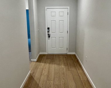 204 Park View Lane - Photo Thumbnail 1