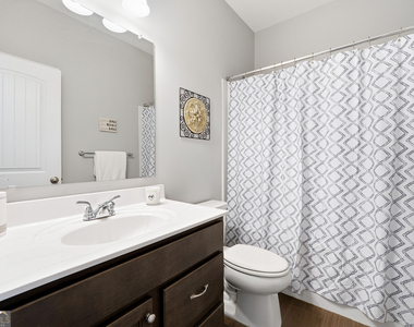 24 Aspen Way - Photo Thumbnail 10
