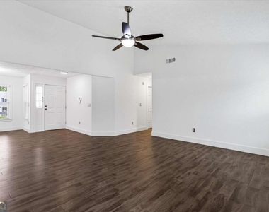 140 Grayland Creek Drive - Photo Thumbnail 15