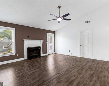 140 Grayland Creek Drive - Photo Thumbnail 13