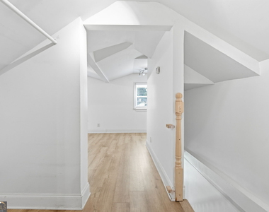 1669 Emerald Avenue Sw - Photo Thumbnail 21