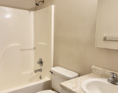 105 Honeysuckle Road - Photo Thumbnail 17