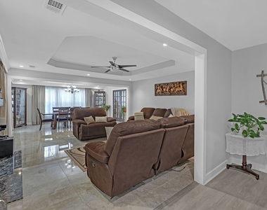 569 Garner Way Nw - Photo Thumbnail 4
