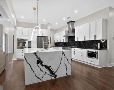 2877 Alexa Avenue Se - Photo Thumbnail 5