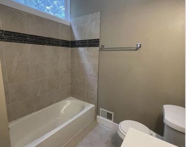7 Emory Street - Photo Thumbnail 7