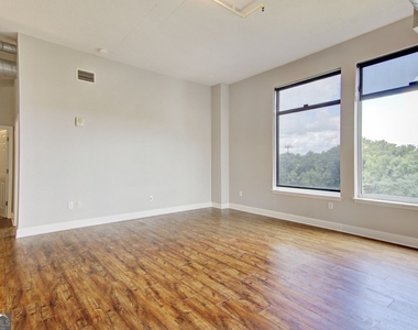3820 Roswell Road Ne - Photo Thumbnail 11