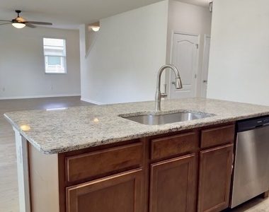 101 Cedar Breeze Drive - Photo Thumbnail 6