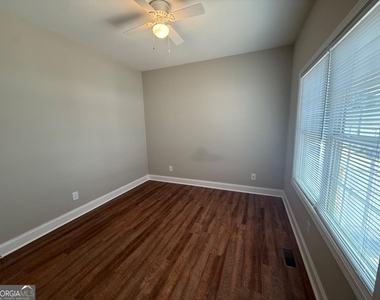 618 Liberty Overloo - Photo Thumbnail 7