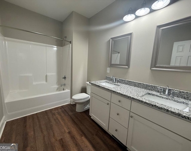 618 Liberty Overloo - Photo Thumbnail 5