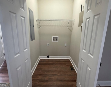 618 Liberty Overloo - Photo Thumbnail 3