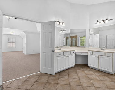 1201 Shelborne Way - Photo Thumbnail 7