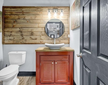 494 Rockwell Street Sw - Photo Thumbnail 11