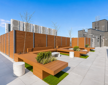 1615 Cedar Street - Photo Thumbnail 9