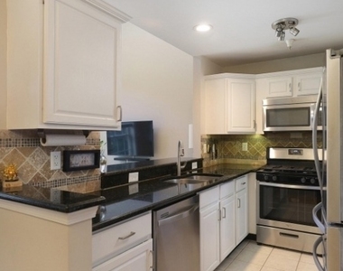 107 Donato Cir - Photo Thumbnail 6