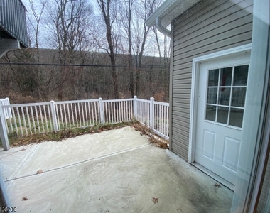 32 Woodland Dr - Photo Thumbnail 29