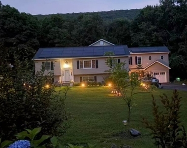 32 Woodland Dr - Photo Thumbnail 4