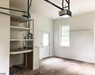32 Woodland Dr - Photo Thumbnail 32