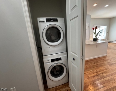 32 Woodland Dr - Photo Thumbnail 25