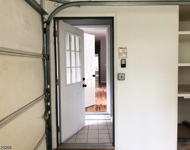 32 Woodland Dr - Photo Thumbnail 31