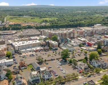 62 W Main St - Photo Thumbnail 25