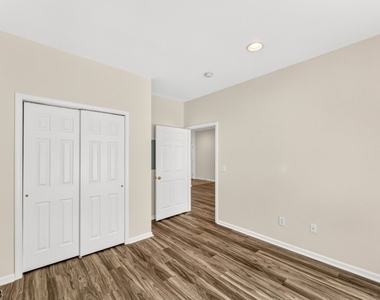 62 W Main St - Photo Thumbnail 13