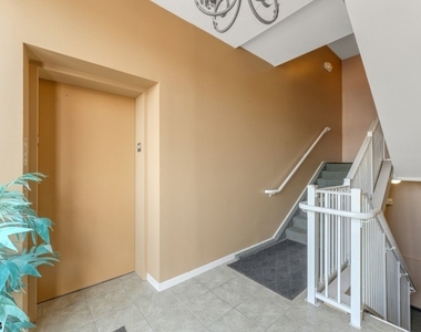 62 W Main St - Photo Thumbnail 19