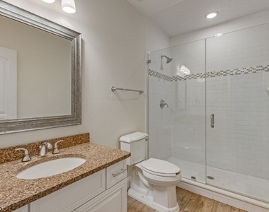 51 Summit Ave, Unit A - Photo Thumbnail 18