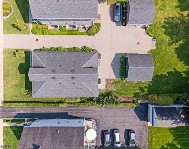 51 Summit Ave, Unit A - Photo Thumbnail 32