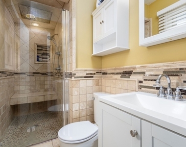 7 Bari Dr - Photo Thumbnail 18