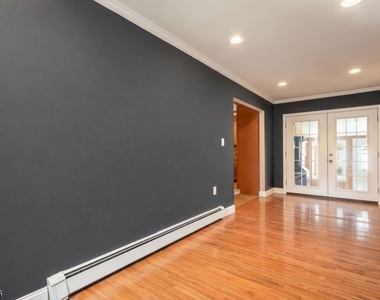 7 Bari Dr - Photo Thumbnail 25