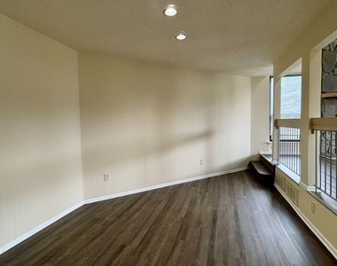 12 Spencer St - Photo Thumbnail 7