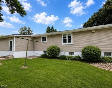 644 Montgomery Rd - Photo Thumbnail 20